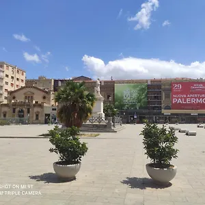 Casa Varco Santa Lucia Palermo